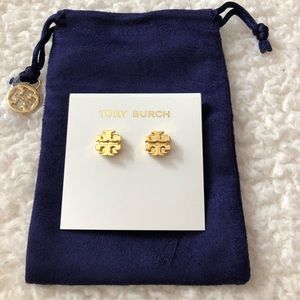 Tory Burch- Stacked T small logo studs